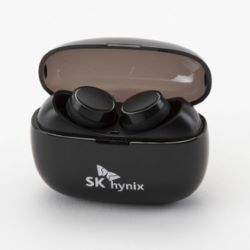 Truly Wireless Earbuds & Charging Capsule